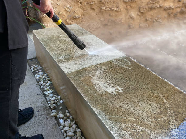 Best Pressure Washing Siding  in Robert Lee, TX